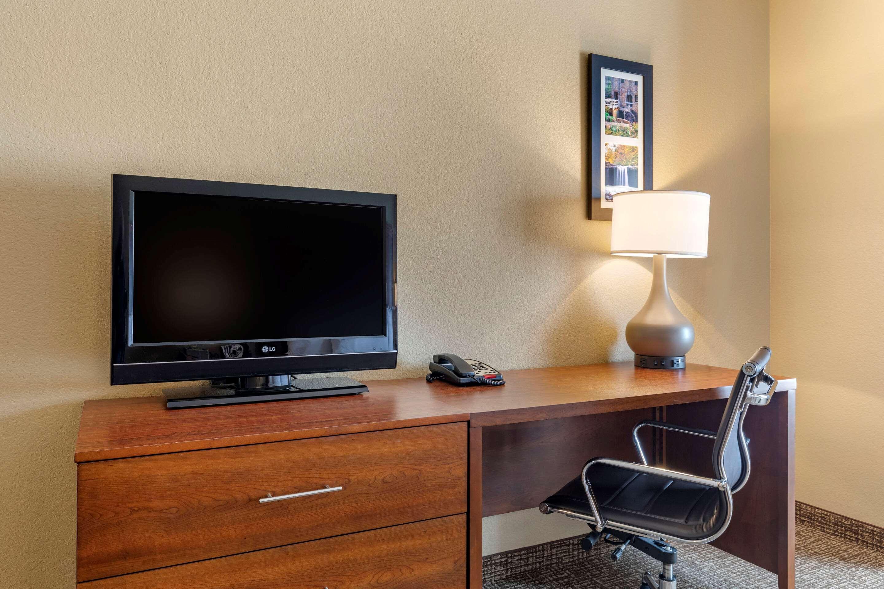 Comfort Inn & Suites Russellville I-40 Exteriör bild