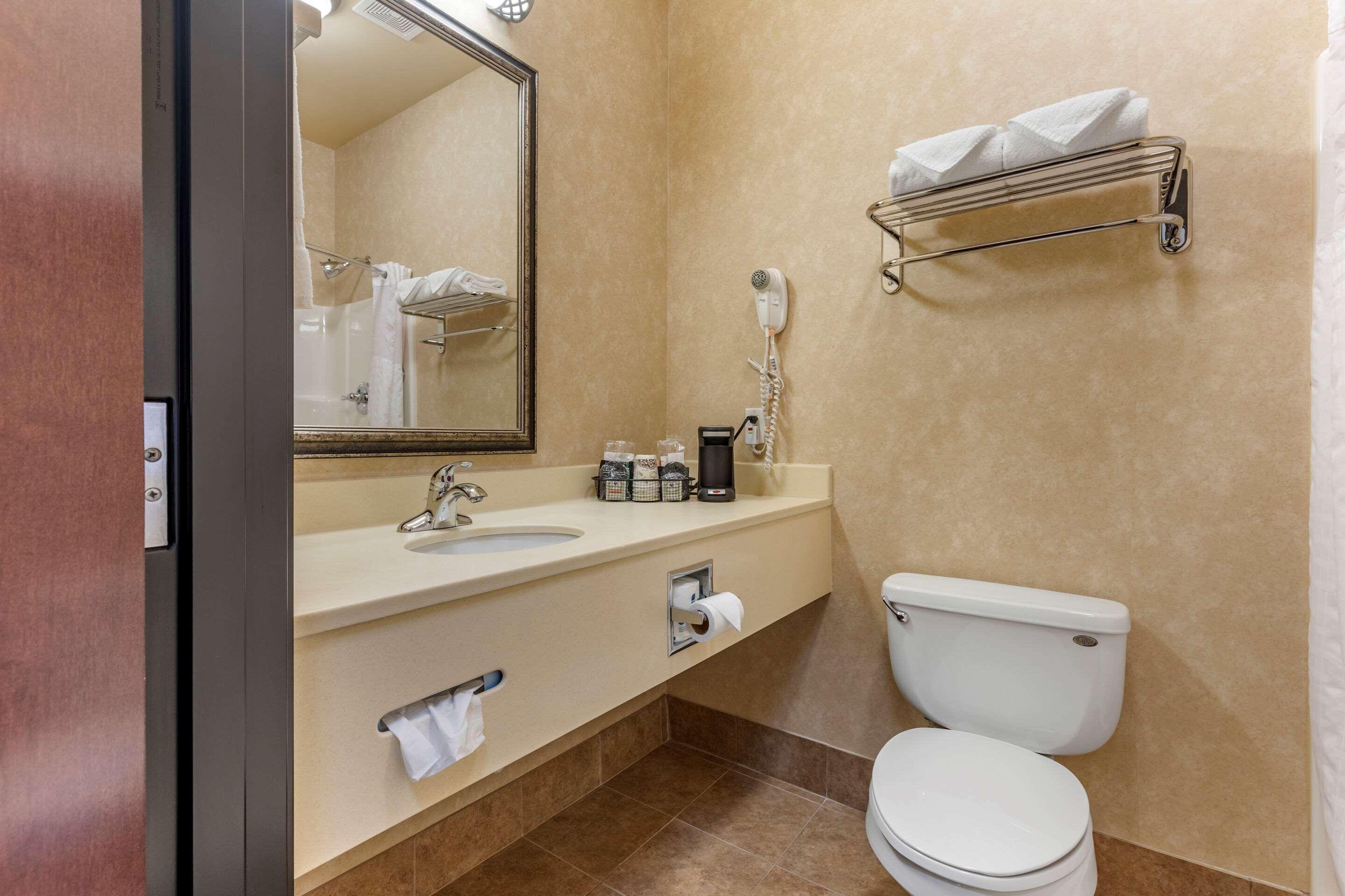 Comfort Inn & Suites Russellville I-40 Exteriör bild