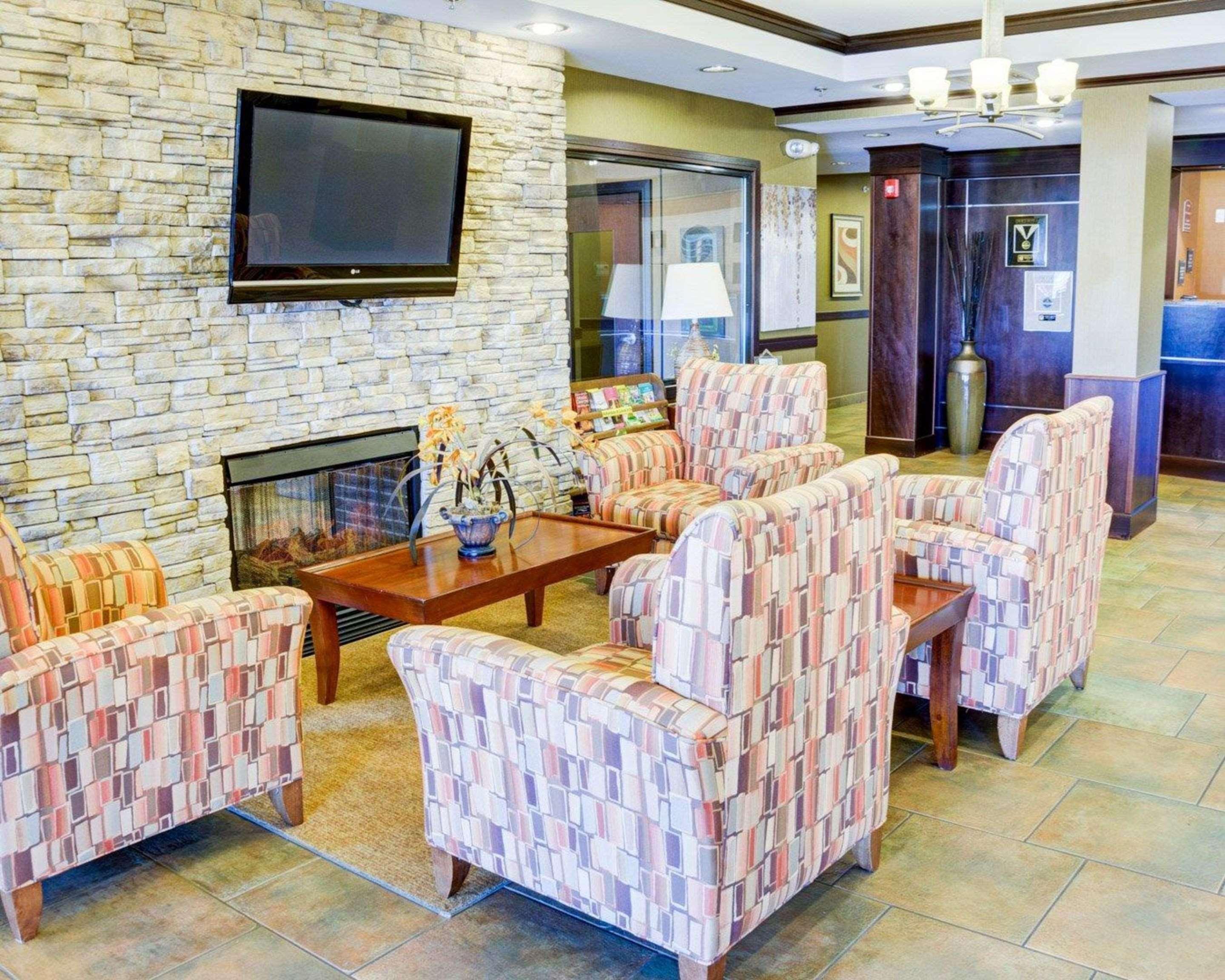 Comfort Inn & Suites Russellville I-40 Exteriör bild