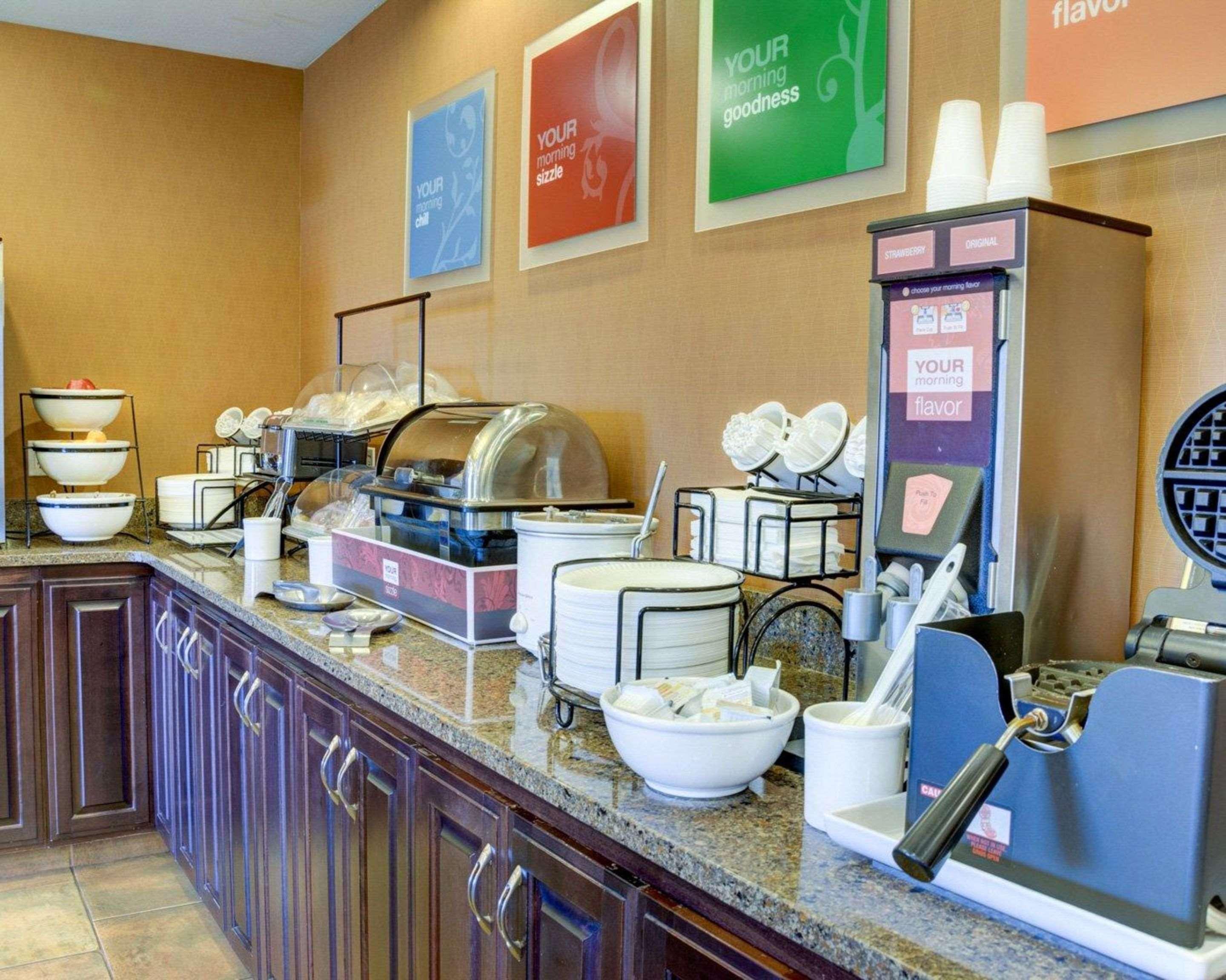 Comfort Inn & Suites Russellville I-40 Exteriör bild