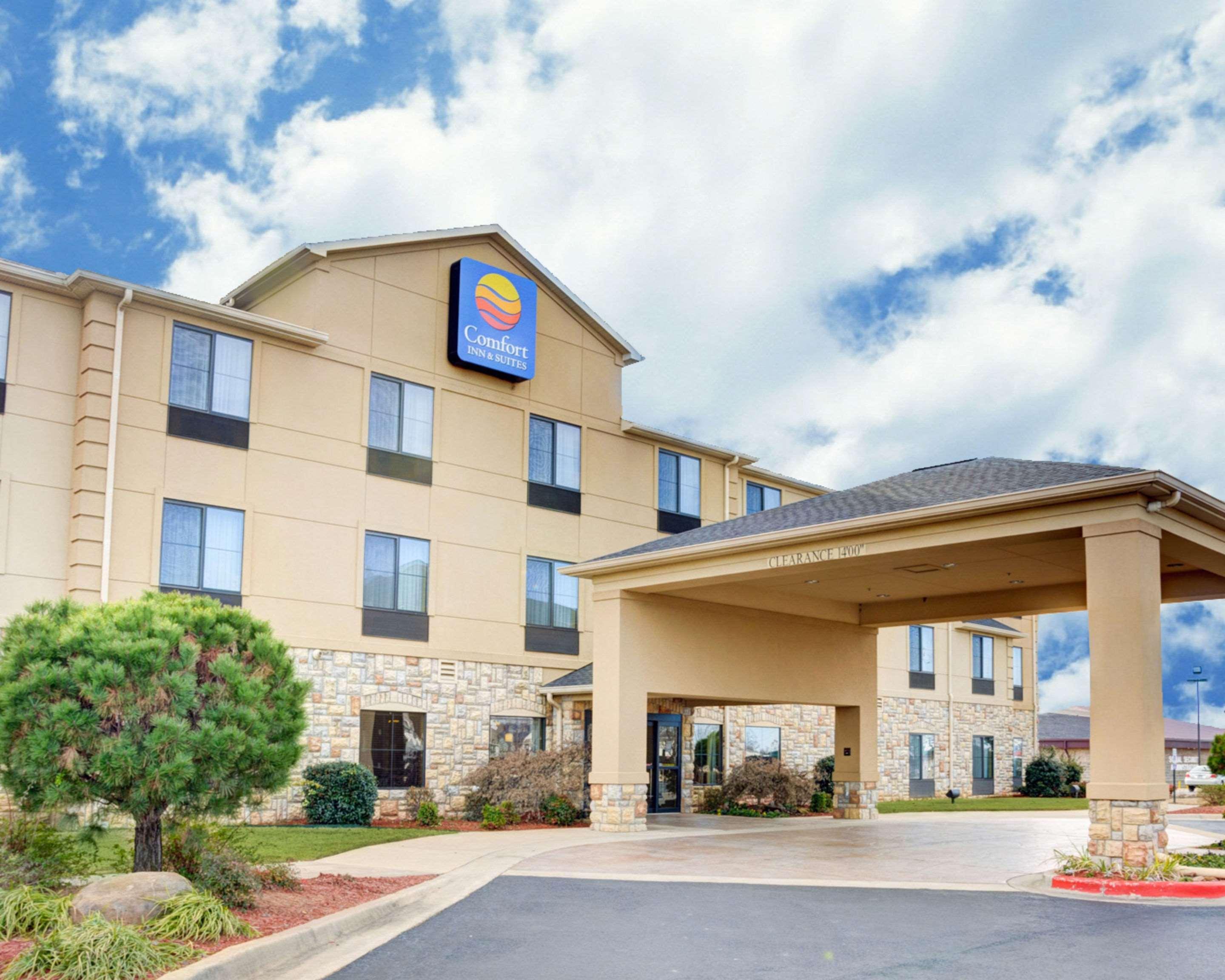 Comfort Inn & Suites Russellville I-40 Exteriör bild