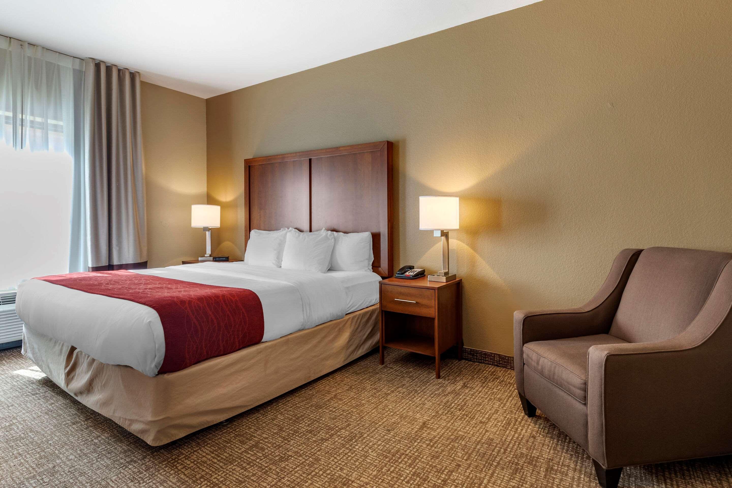 Comfort Inn & Suites Russellville I-40 Exteriör bild
